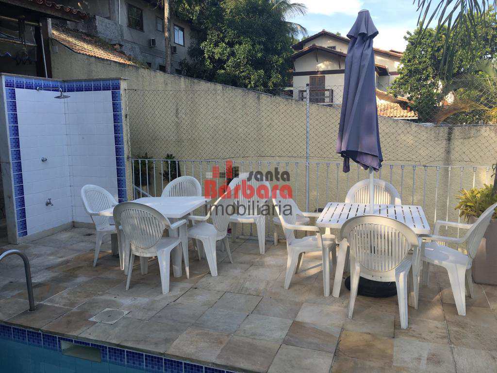 Casa à venda e aluguel com 4 quartos, 300m² - Foto 7