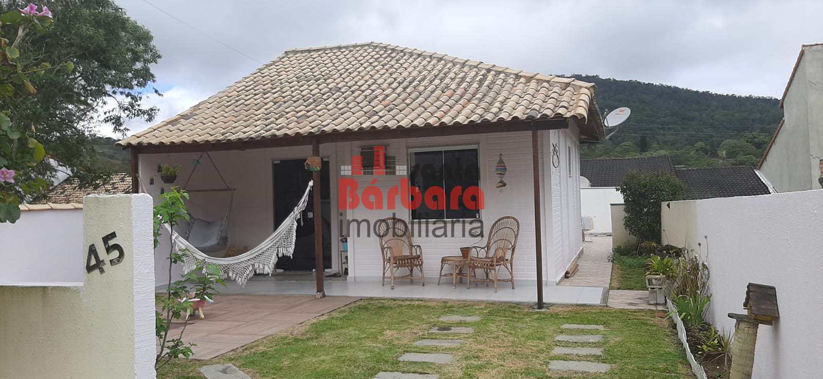 Casa à venda com 3 quartos, 180m² - Foto 1