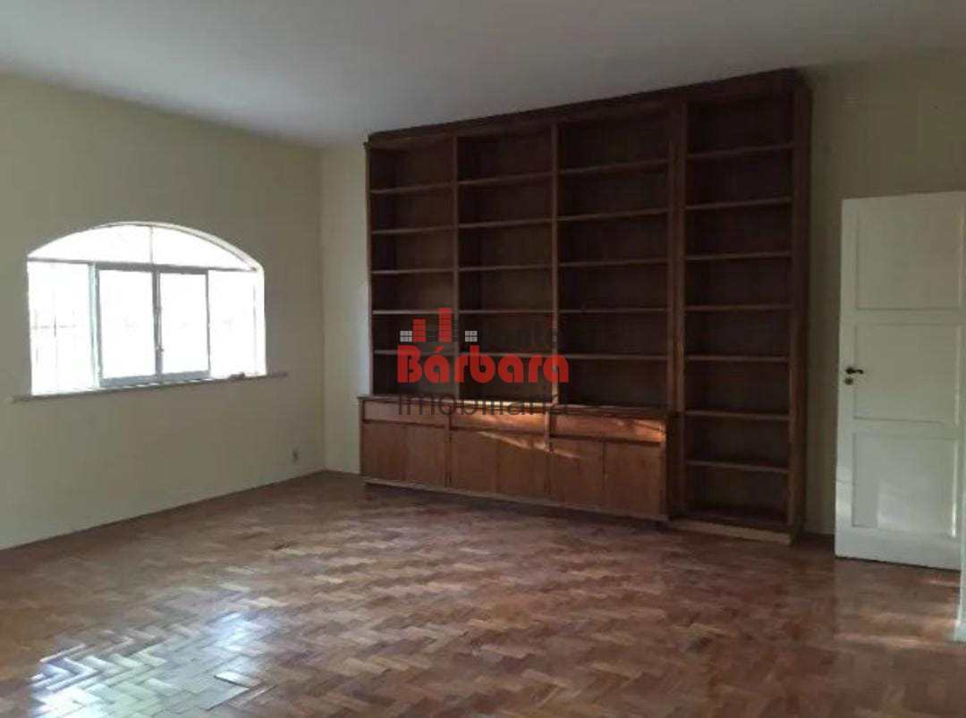 Casa à venda com 4 quartos, 273m² - Foto 8