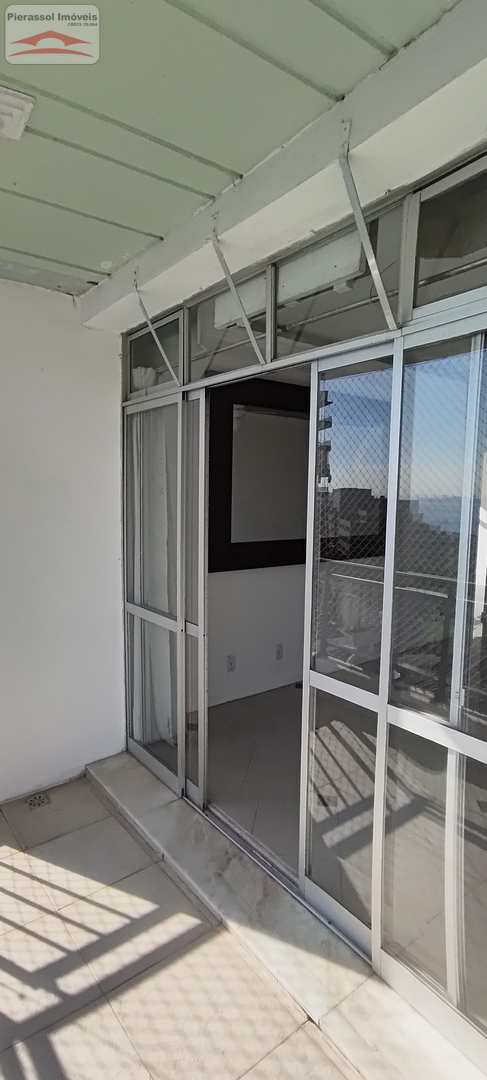 Apartamento à venda com 2 quartos, 90m² - Foto 4