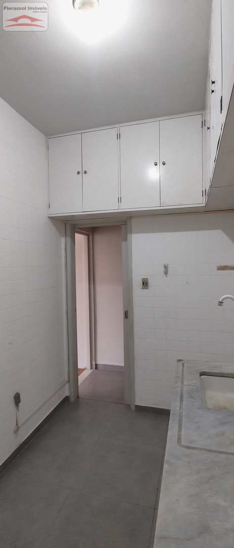 Apartamento à venda com 1 quarto, 47m² - Foto 15