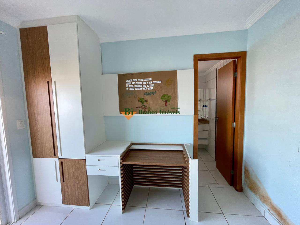 Apartamento à venda com 3 quartos, 150m² - Foto 8