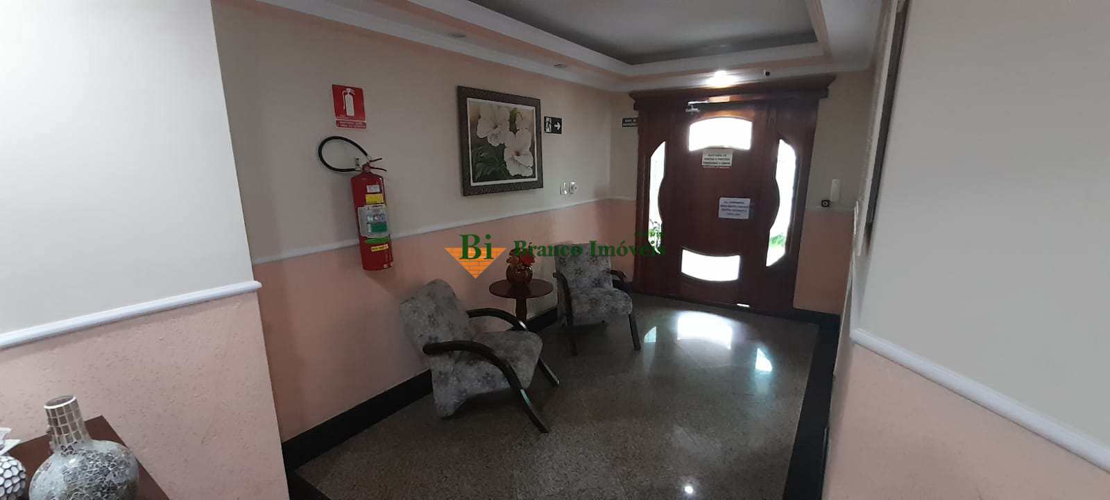 Apartamento à venda com 2 quartos, 10m² - Foto 5