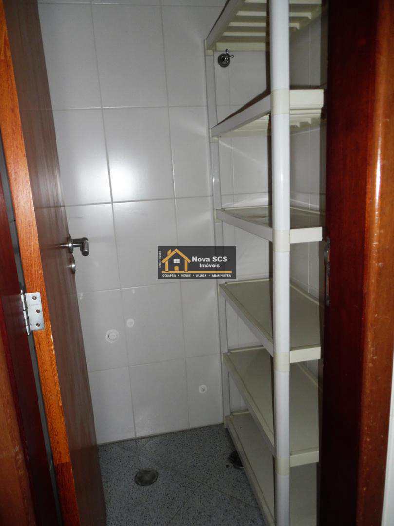 Apartamento à venda com 3 quartos, 137m² - Foto 30