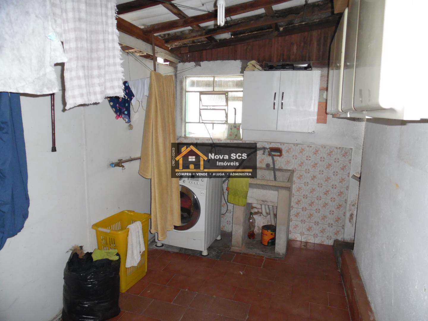 Casa à venda com 2 quartos, 300m² - Foto 10