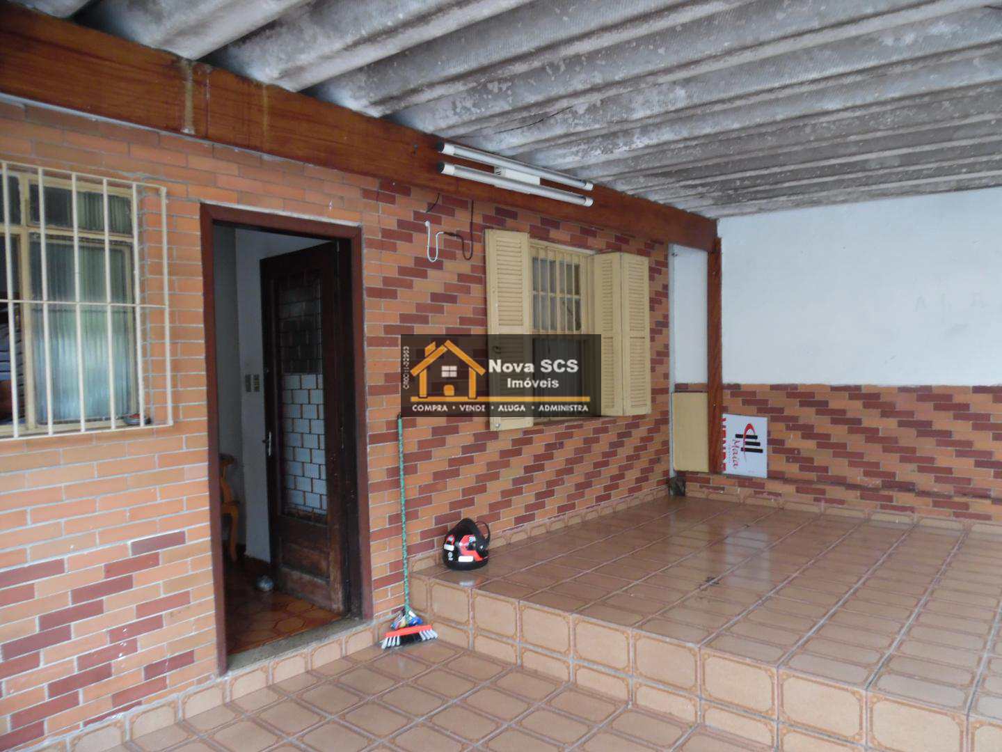 Casa à venda com 2 quartos, 300m² - Foto 19