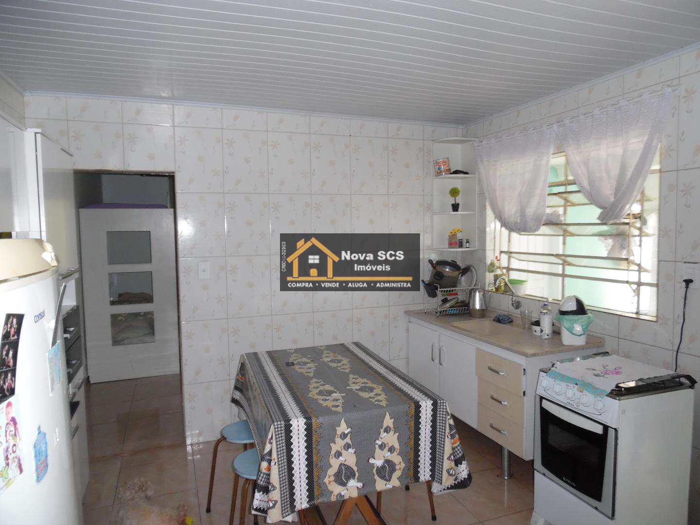 Casa à venda com 2 quartos, 300m² - Foto 12