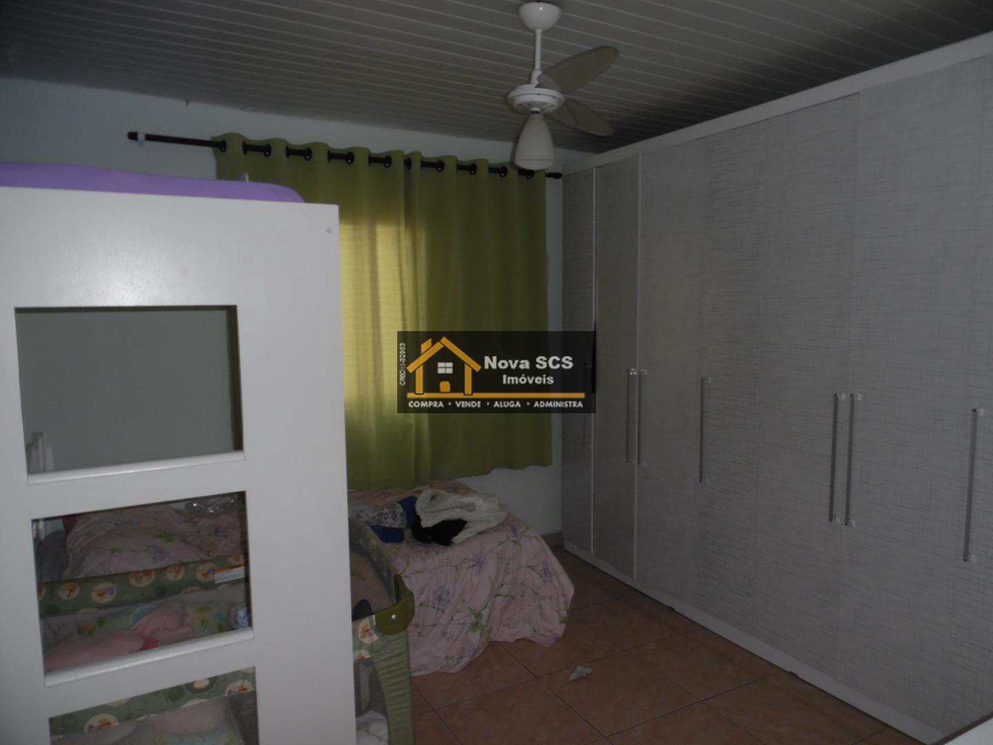 Casa à venda com 2 quartos, 300m² - Foto 14