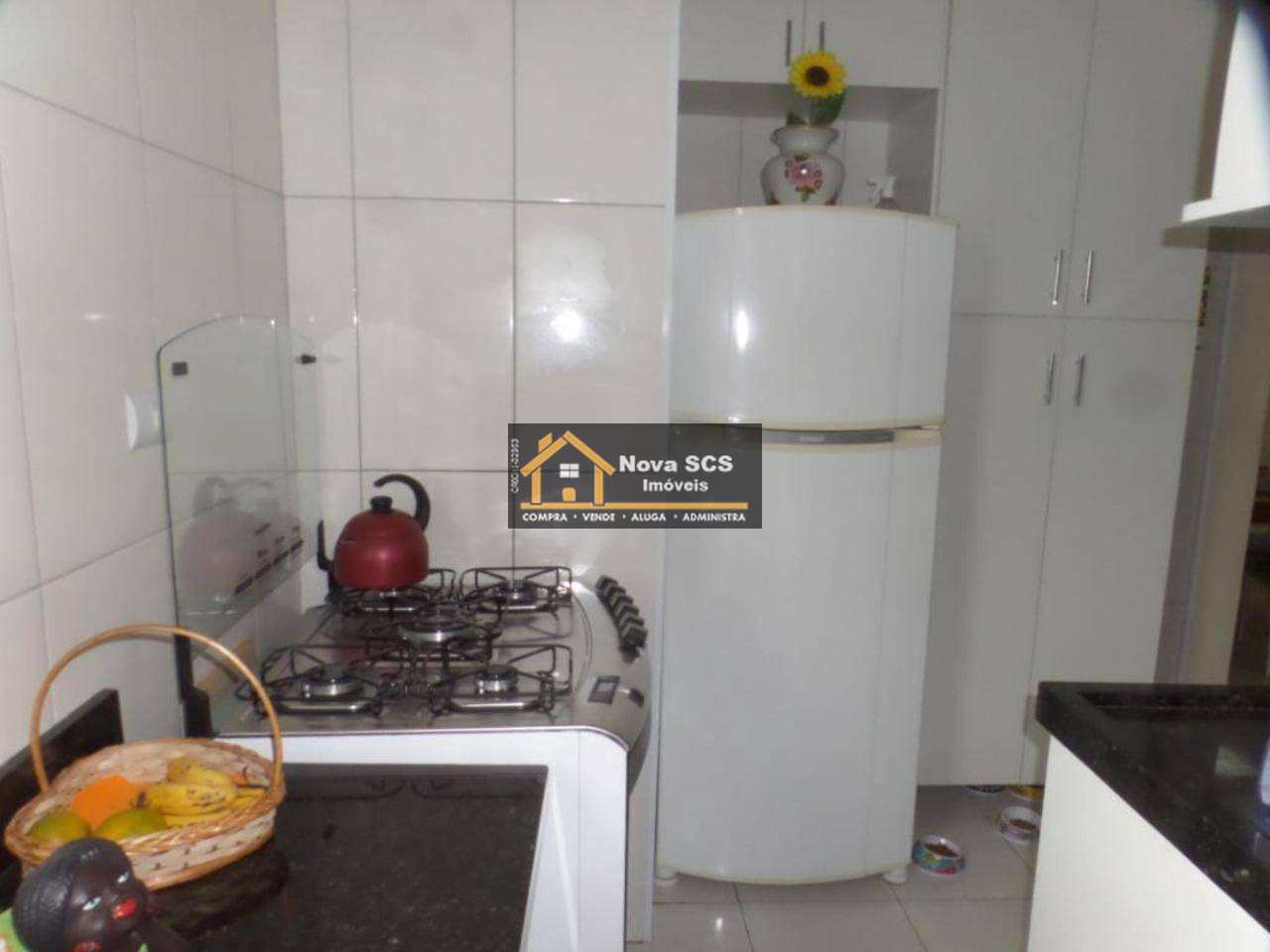 Apartamento à venda com 2 quartos, 62m² - Foto 13