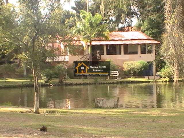 LINDA Chácara 3 dorms, Centro, Socorro - R$ 850 mil, Cod: 1057