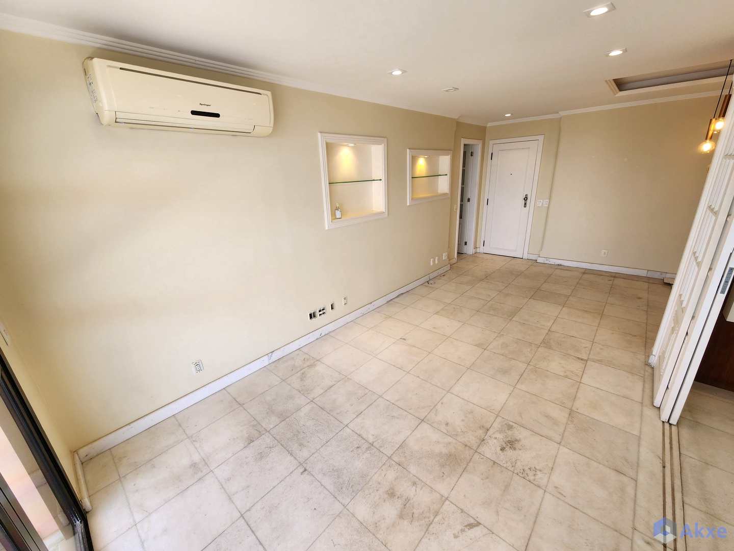 Apartamento para alugar com 3 quartos, 129m² - Foto 8