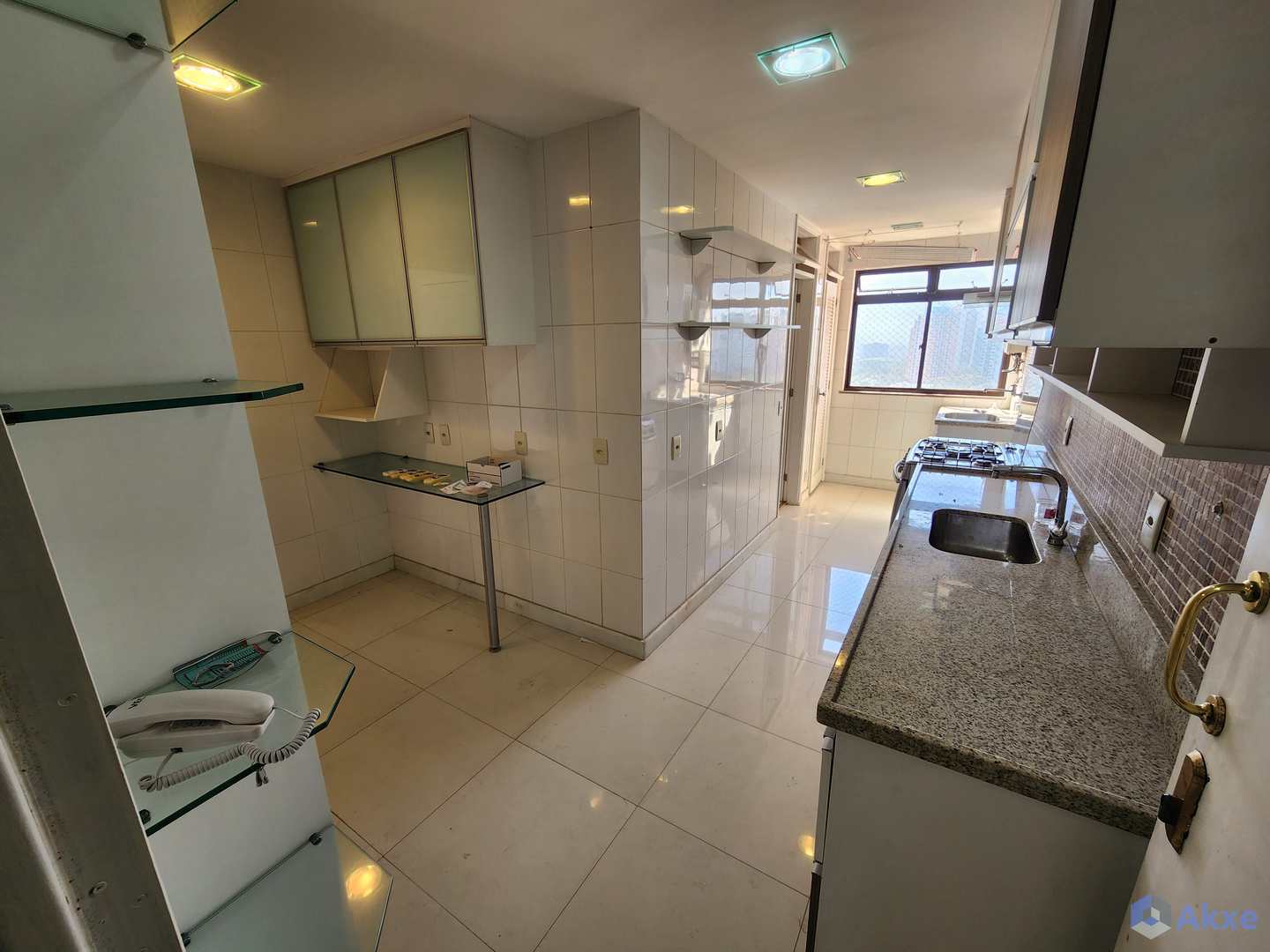 Apartamento para alugar com 3 quartos, 129m² - Foto 10