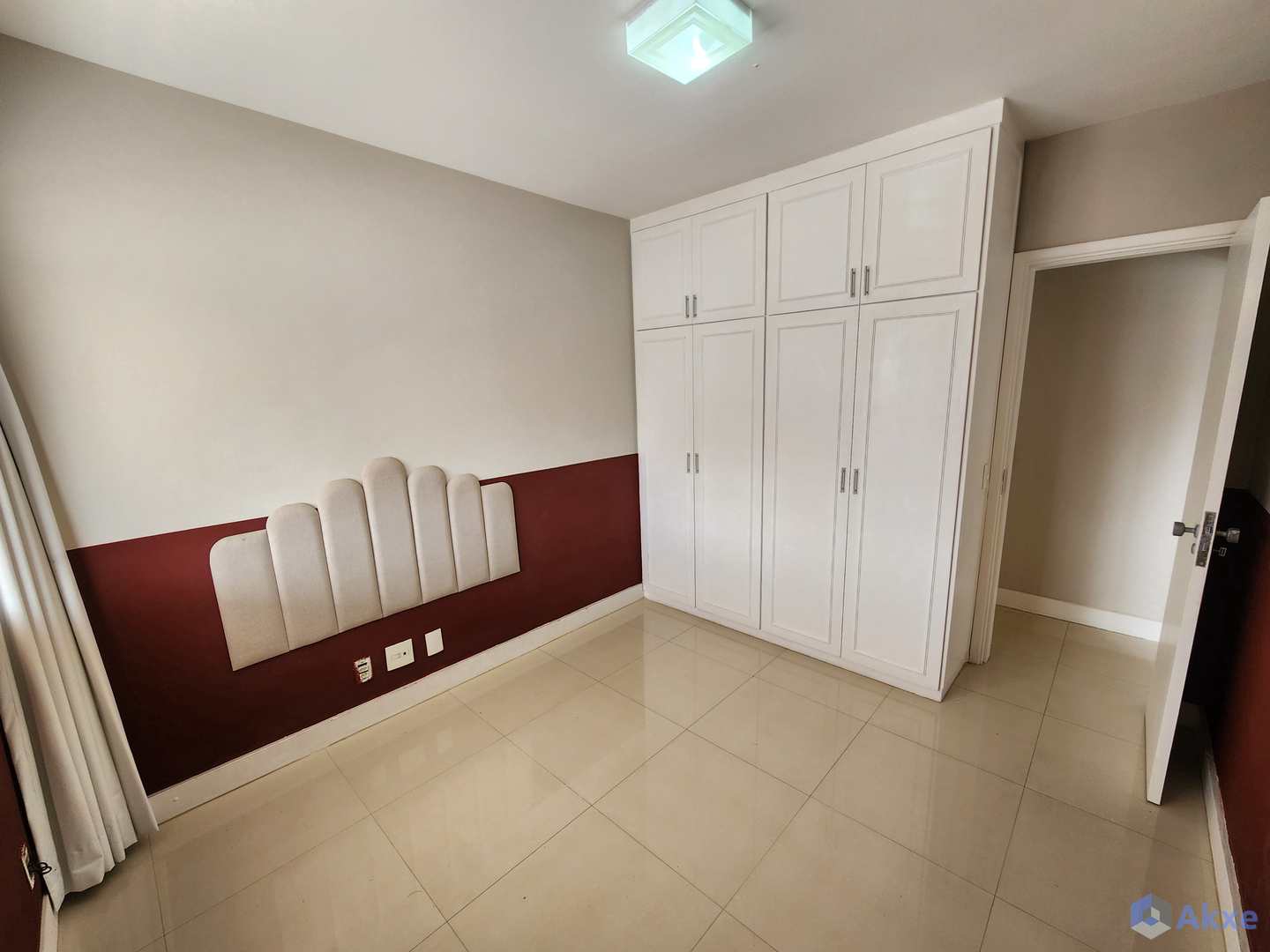 Apartamento para alugar com 2 quartos, 84m² - Foto 11