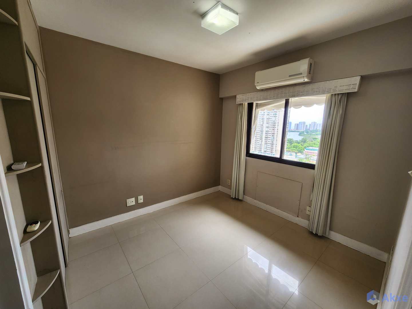 Apartamento para alugar com 2 quartos, 84m² - Foto 13