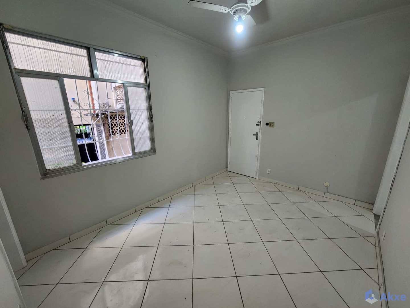 Apartamento à venda com 2 quartos, 51m² - Foto 2