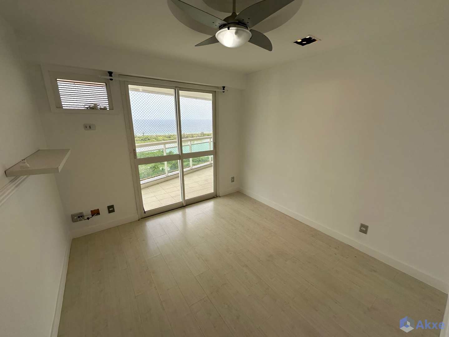 Apartamento para alugar com 3 quartos, 164m² - Foto 11