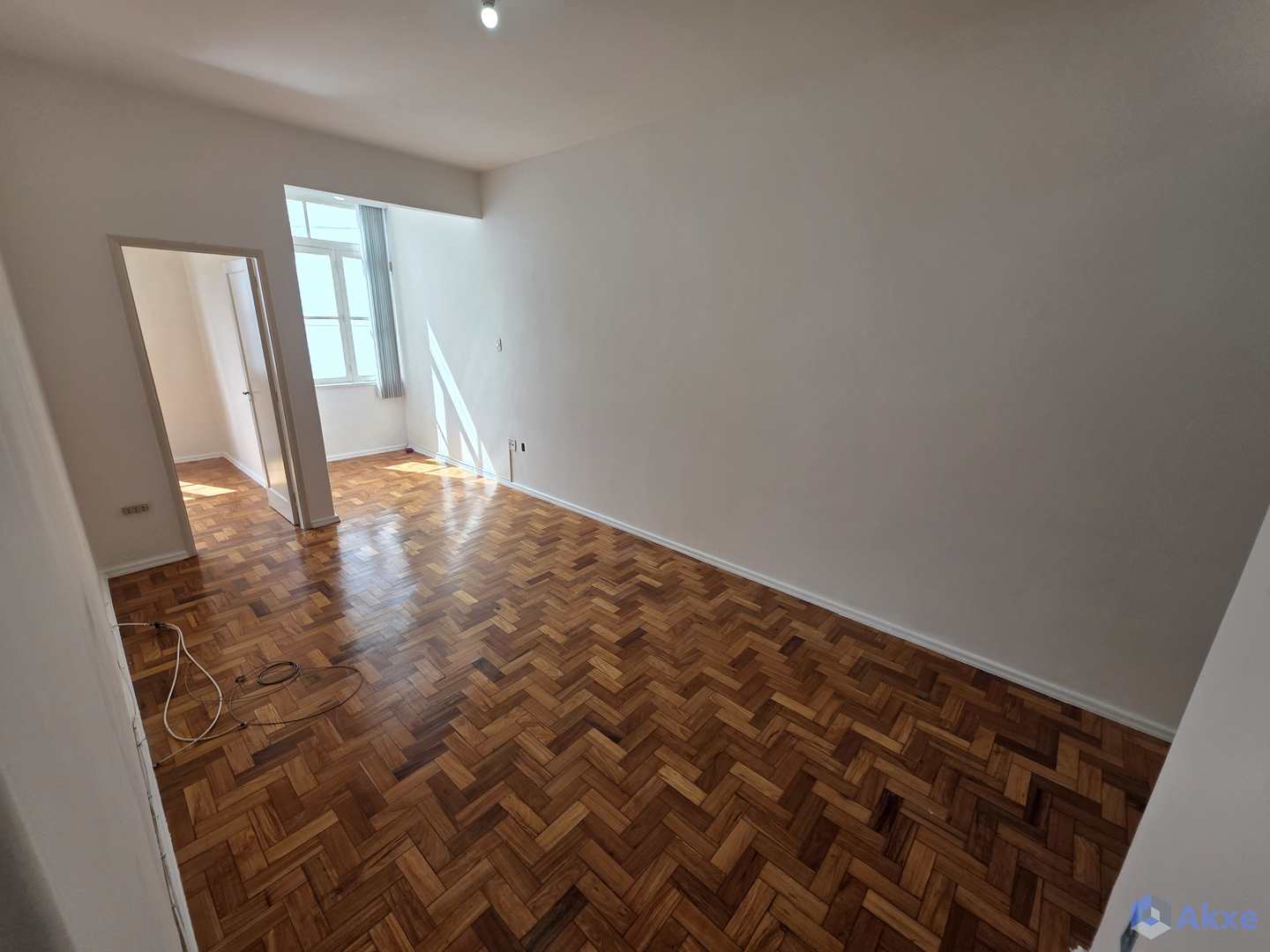 Apartamento para alugar com 2 quartos, 75m² - Foto 3