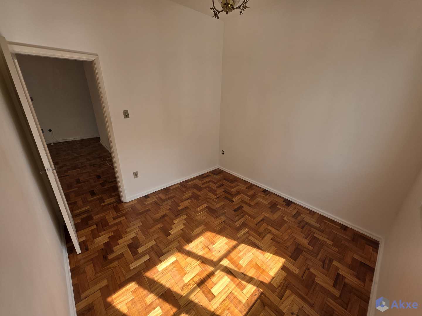 Apartamento para alugar com 2 quartos, 75m² - Foto 6