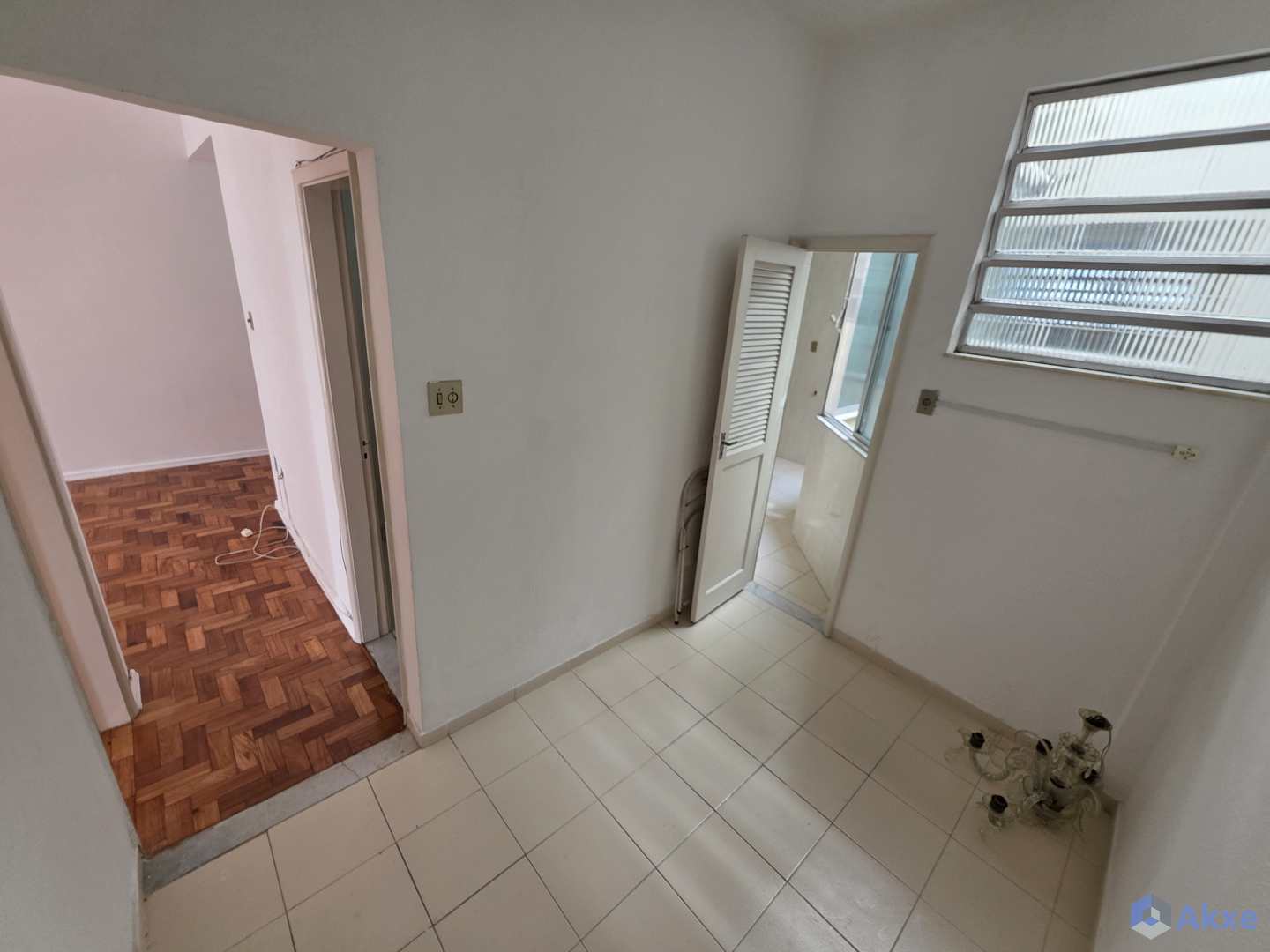 Apartamento para alugar com 2 quartos, 75m² - Foto 10