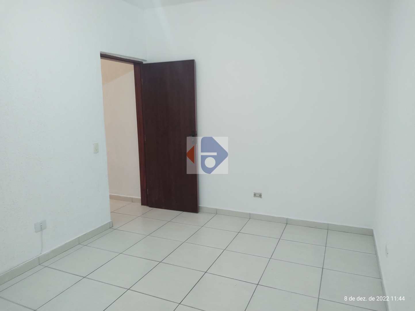 Sobrado à venda e aluguel com 3 quartos, 150m² - Foto 7