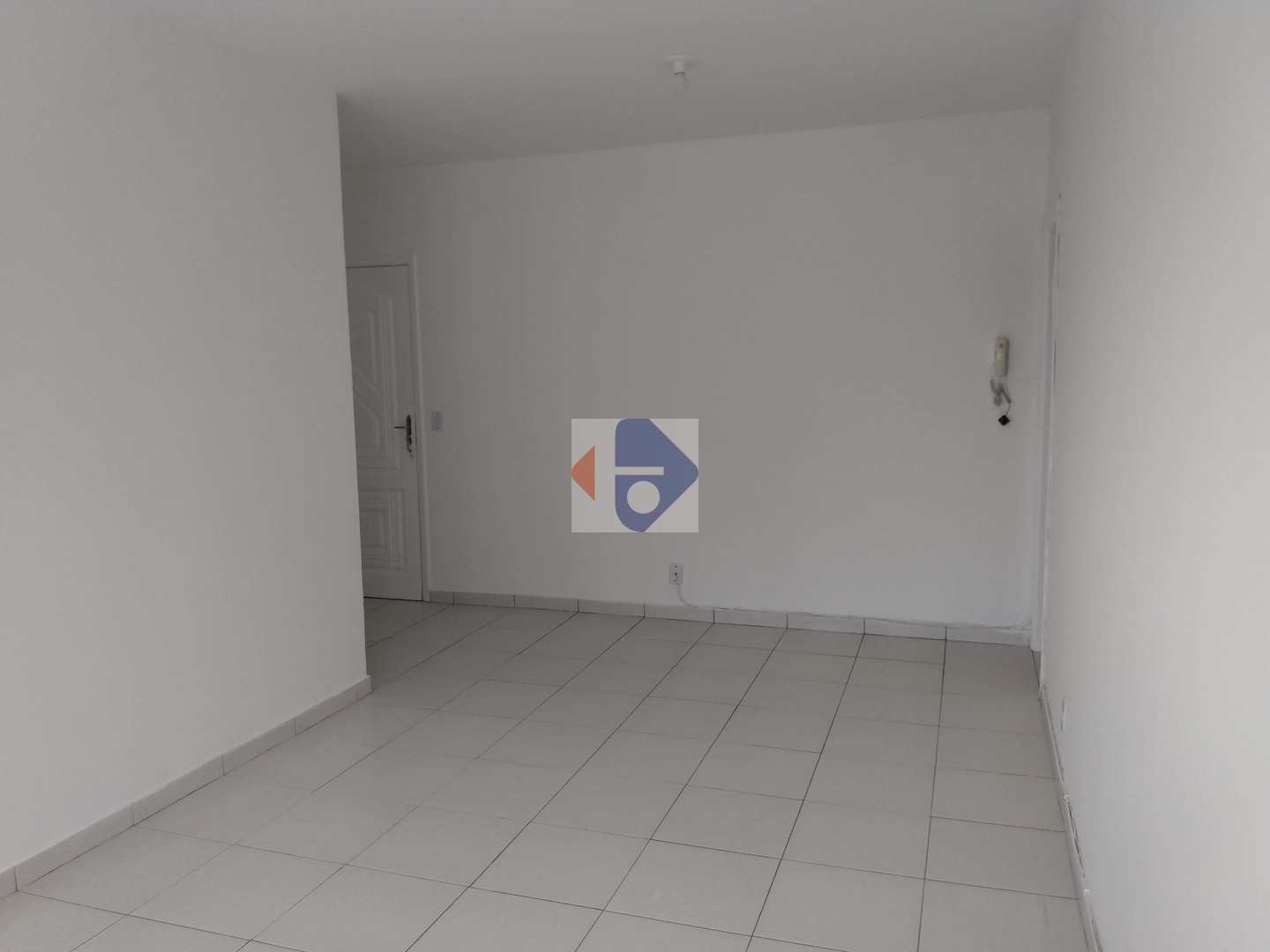 Apartamento à venda com 2 quartos, 84m² - Foto 1