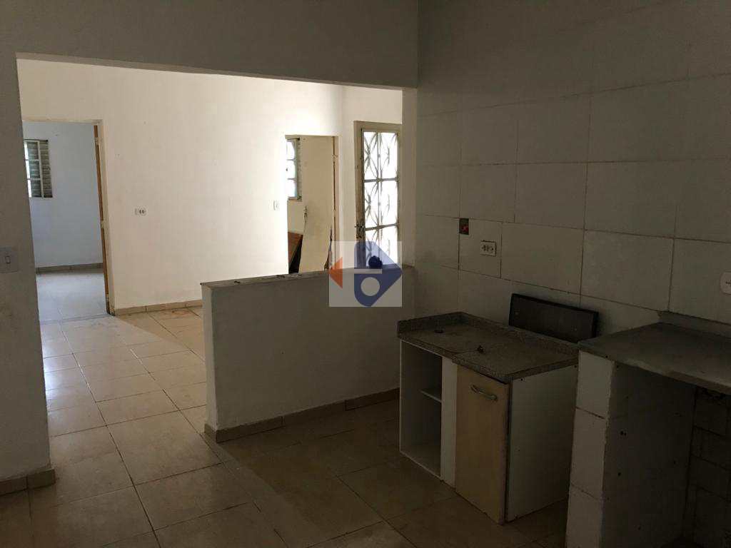 Casa à venda com 5 quartos, 162m² - Foto 11