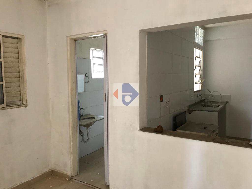 Casa à venda com 5 quartos, 162m² - Foto 8