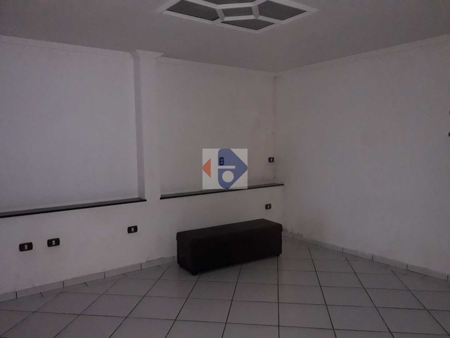 Casa à venda com 3 quartos, 300m² - Foto 11