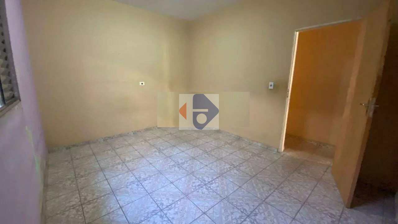 Casa à venda com 3 quartos, 250m² - Foto 6