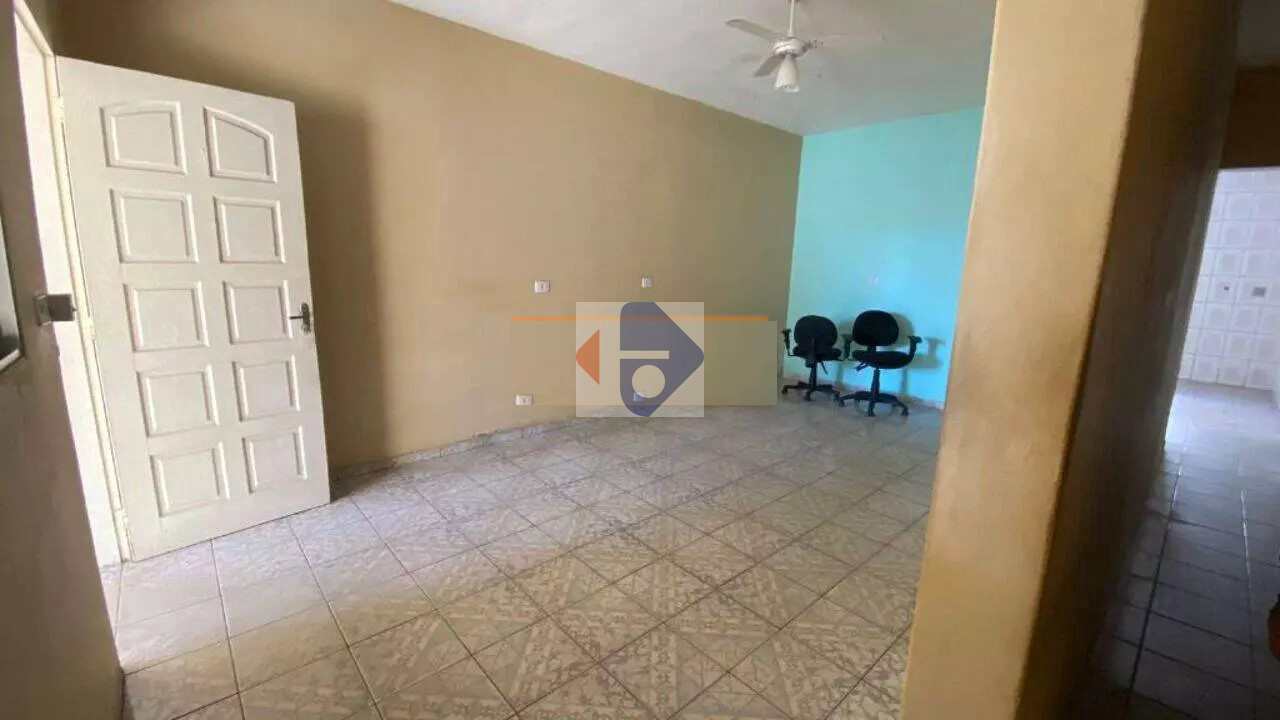 Casa à venda com 3 quartos, 250m² - Foto 12