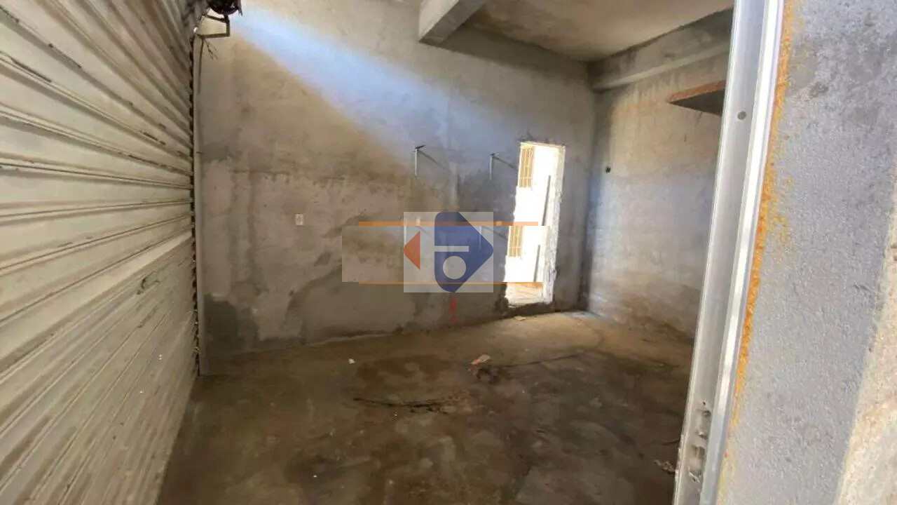 Casa à venda com 3 quartos, 250m² - Foto 15