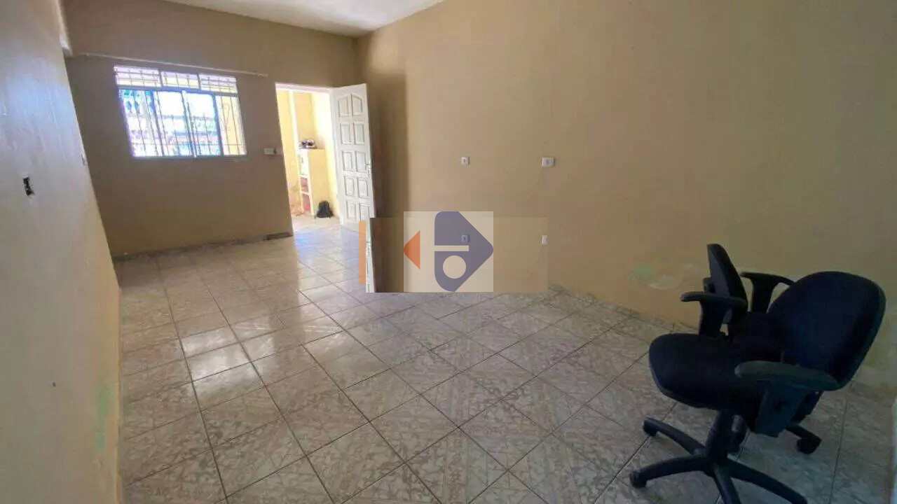 Casa à venda com 3 quartos, 250m² - Foto 11