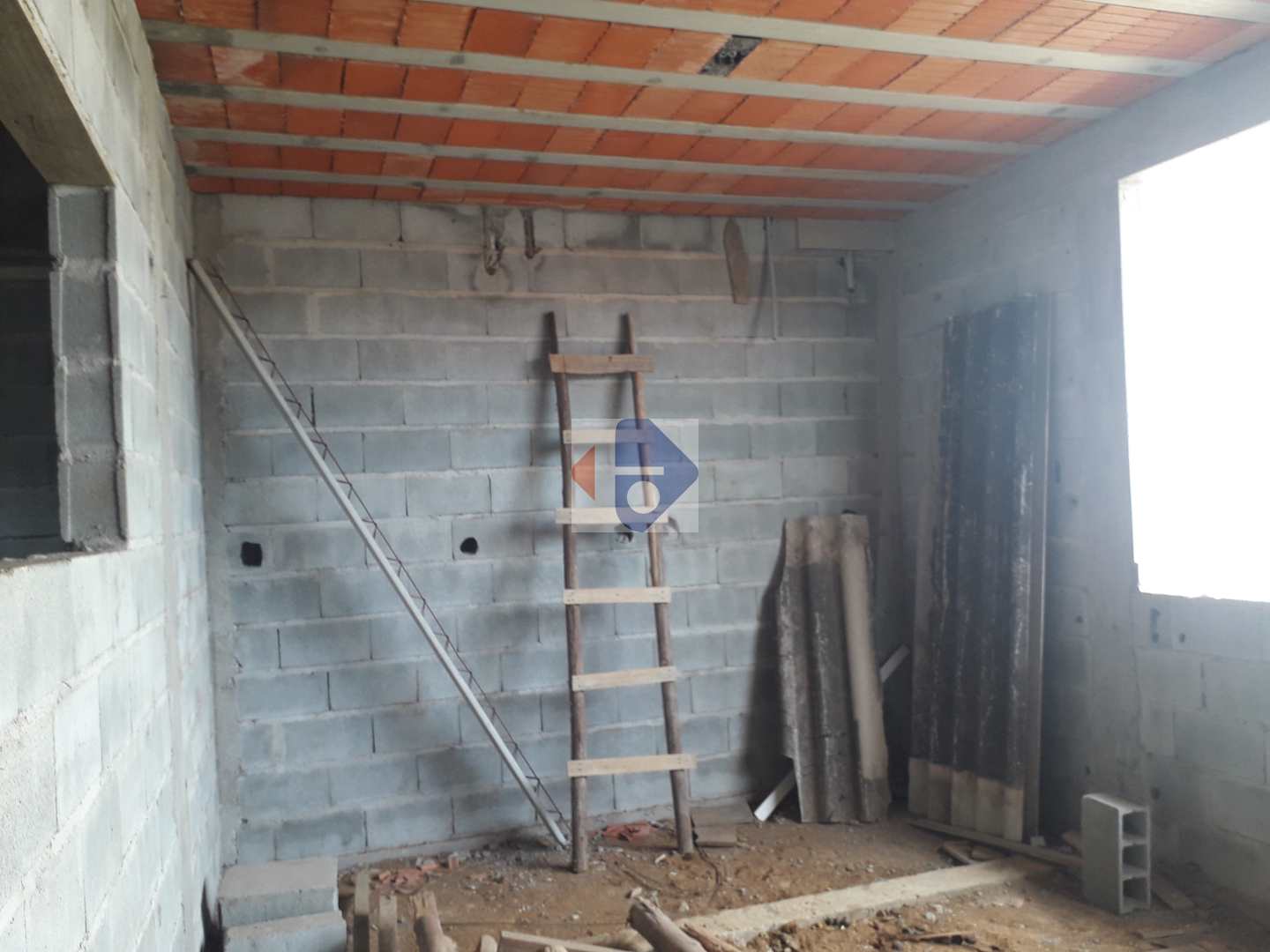 Casa à venda com 1 quarto, 231m² - Foto 8