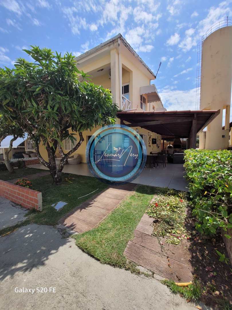 Casa de Condomínio à venda com 4 quartos, 180m² - Foto 1