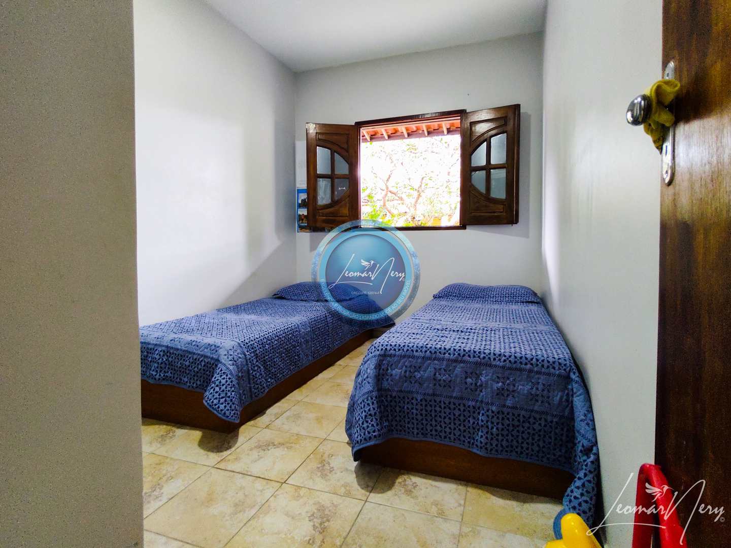 Casa de Condomínio à venda com 6 quartos, 230m² - Foto 18