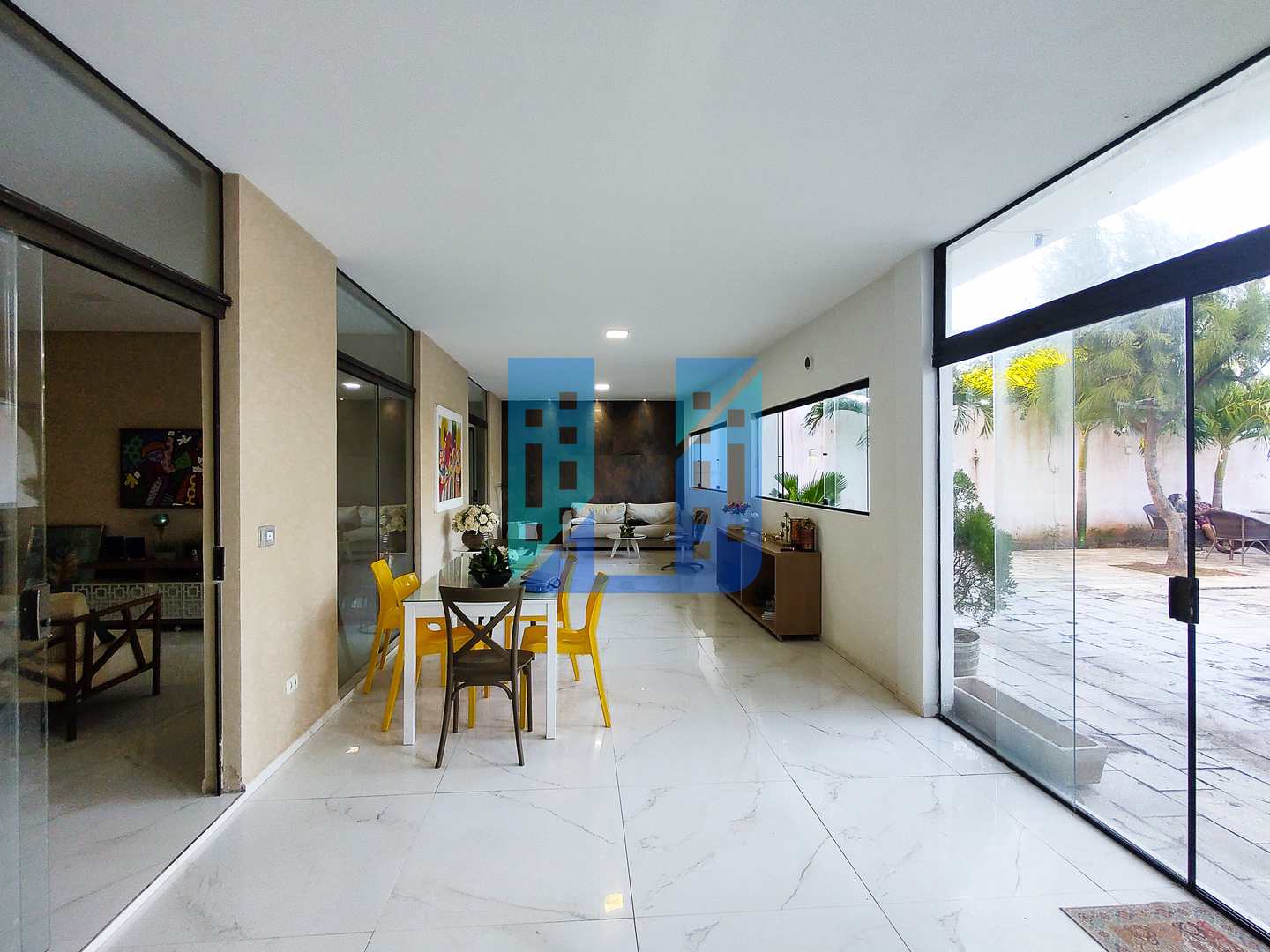 Casa à venda e aluguel com 5 quartos, 600m² - Foto 22
