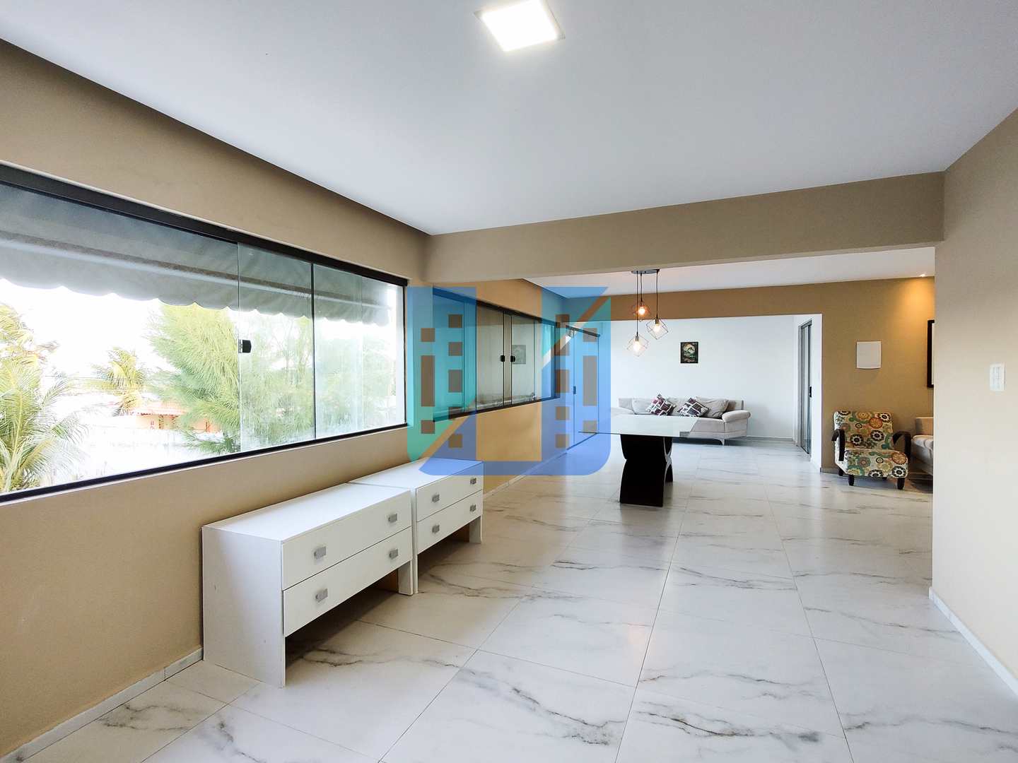 Casa à venda e aluguel com 5 quartos, 600m² - Foto 21