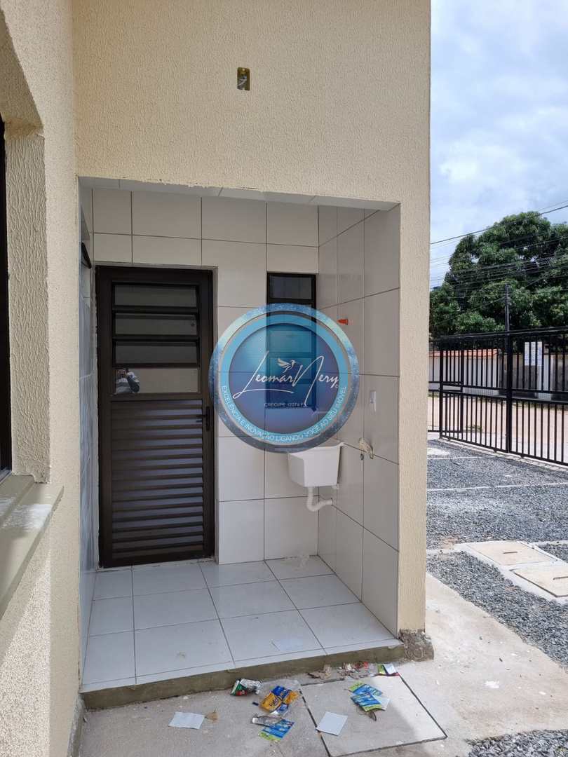 Casa à venda com 2 quartos, 46m² - Foto 5