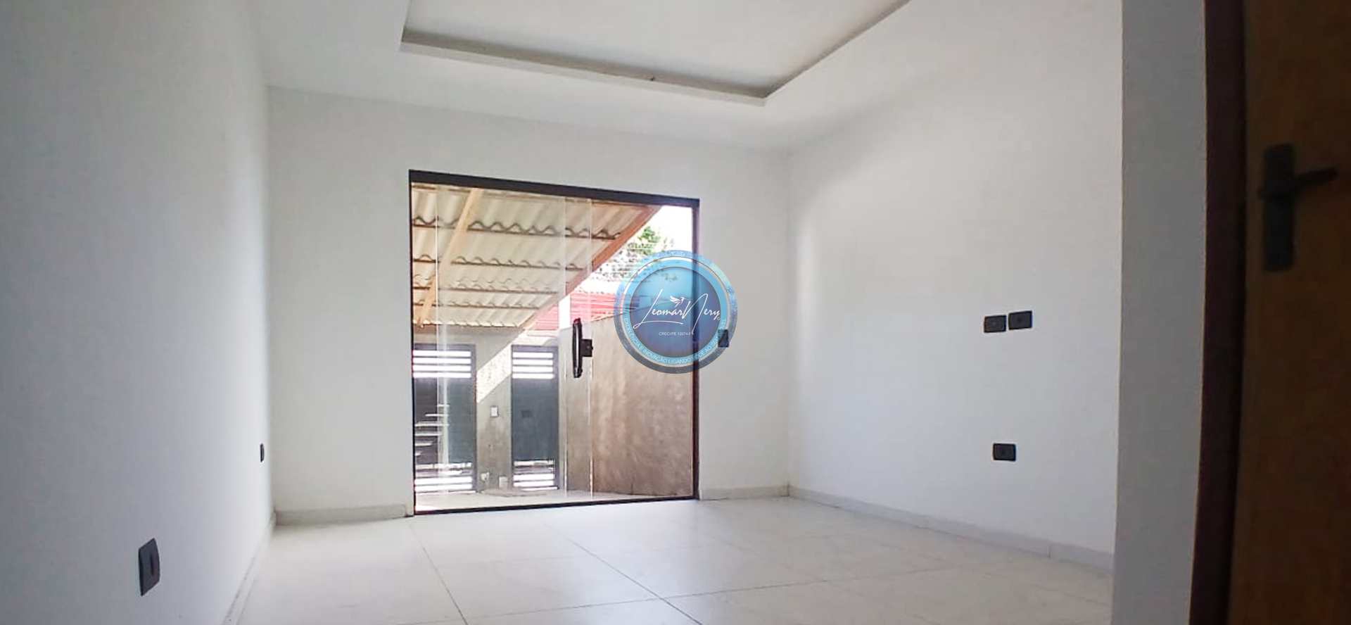 Casa à venda e aluguel com 3 quartos, 77m² - Foto 9