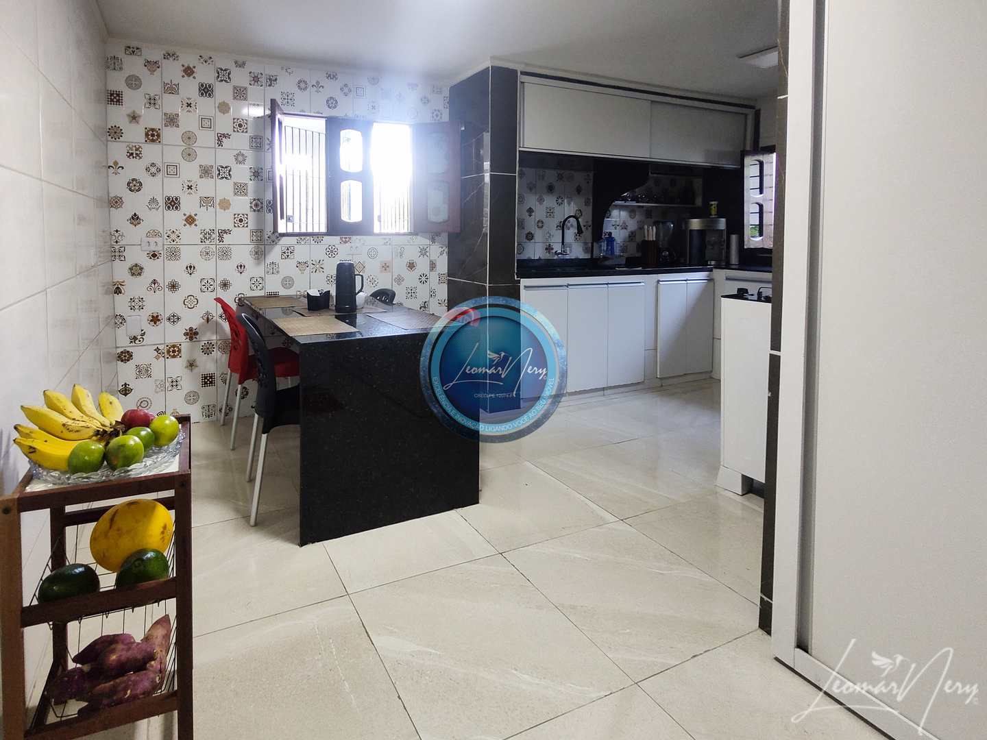 Casa à venda com 3 quartos, 250m² - Foto 14