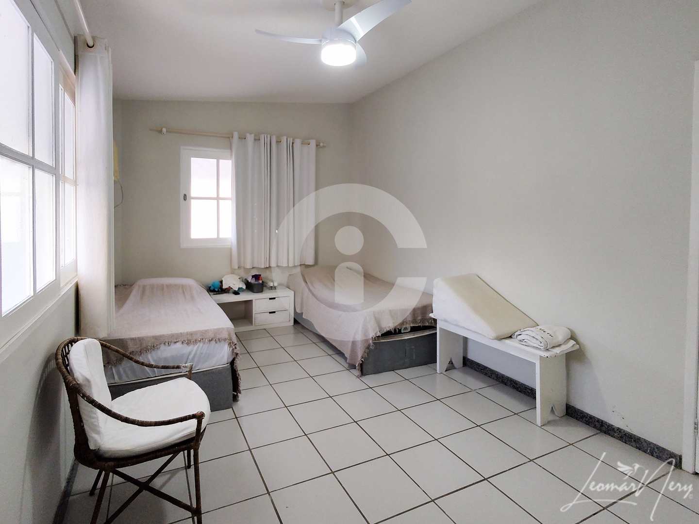 Casa de Condomínio à venda com 4 quartos, 189m² - Foto 35