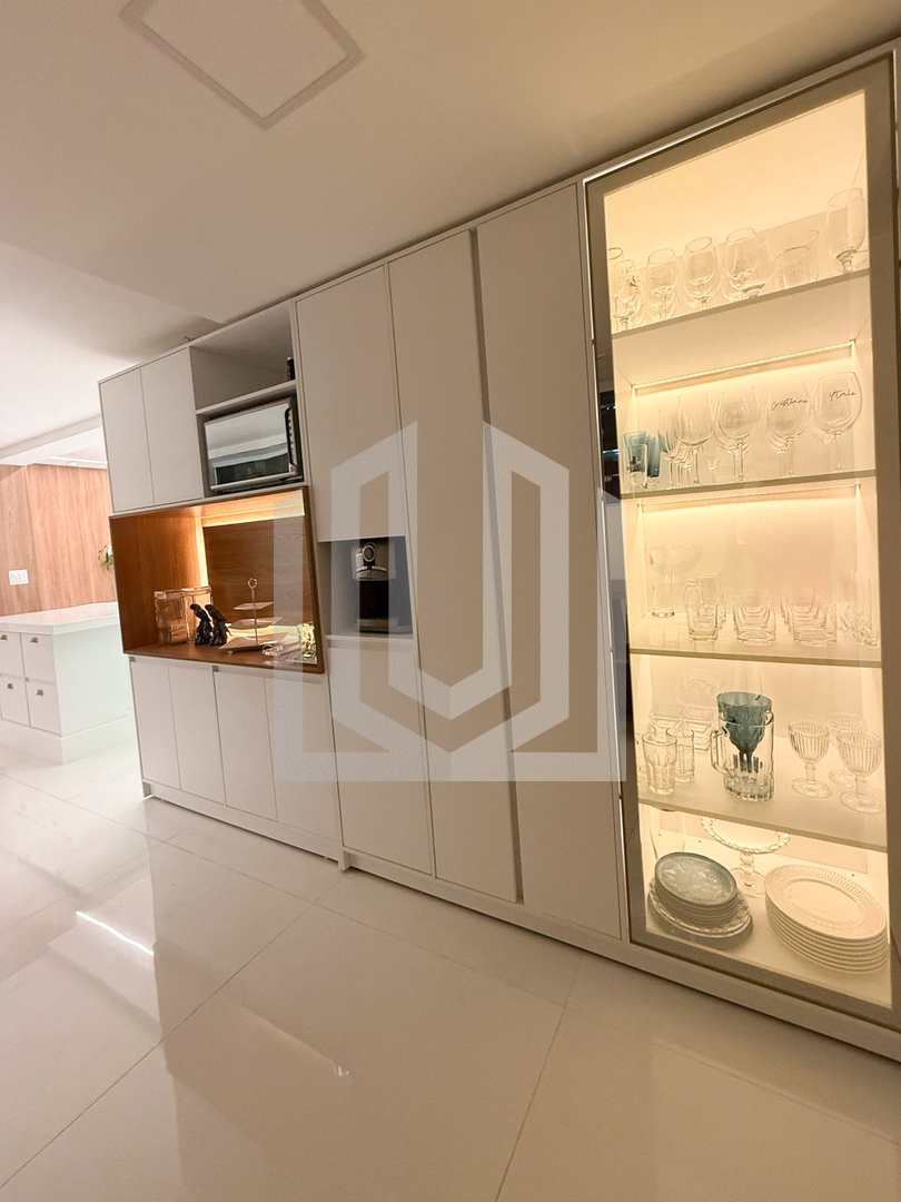 Cobertura à venda com 3 quartos, 260m² - Foto 18