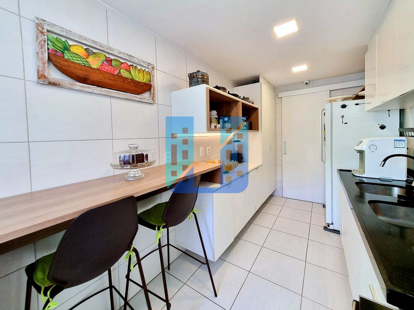 Apartamento à venda com 3 quartos, 140m² - Foto 10