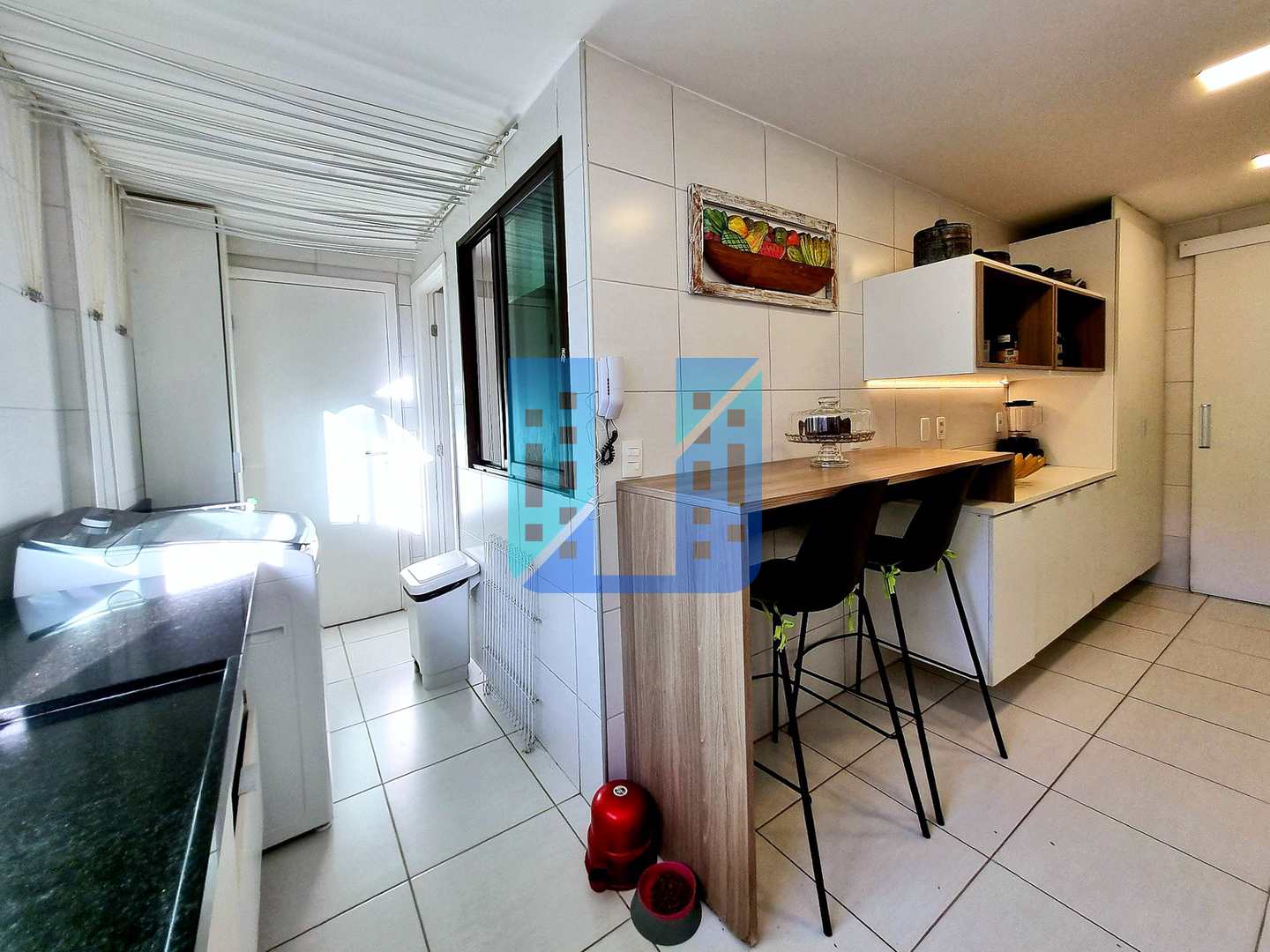 Apartamento à venda com 3 quartos, 140m² - Foto 11