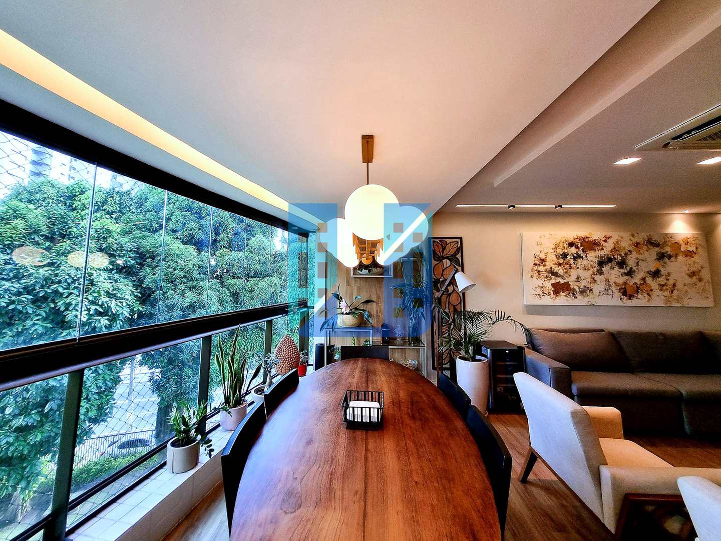 Apartamento à venda com 3 quartos, 140m² - Foto 3
