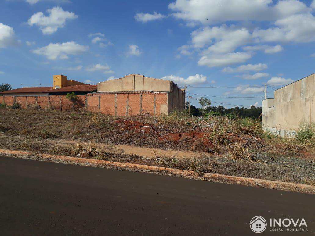 Terreno à venda, 300m² - Foto 1