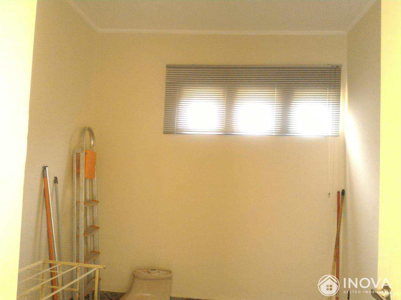 Casa à venda com 2 quartos, 200m² - Foto 45