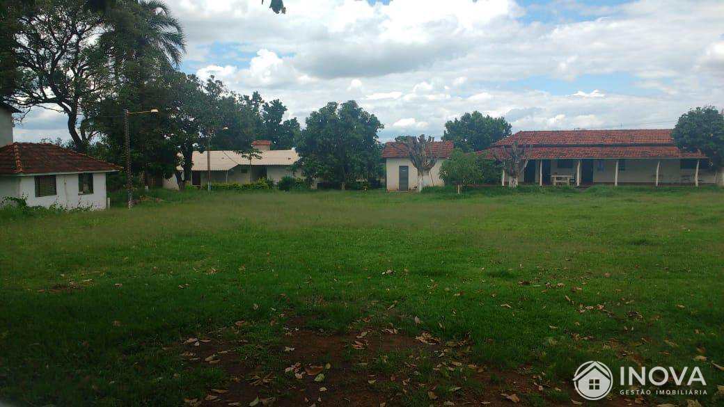 Fazenda à venda e aluguel com 2 quartos, 231m² - Foto 8