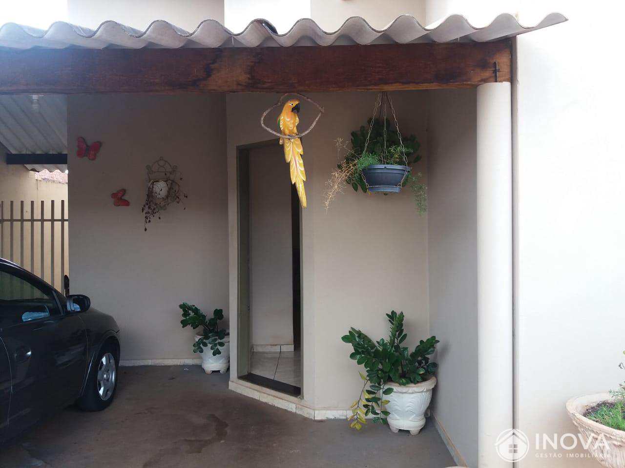 Casa à venda com 2 quartos, 107m² - Foto 4