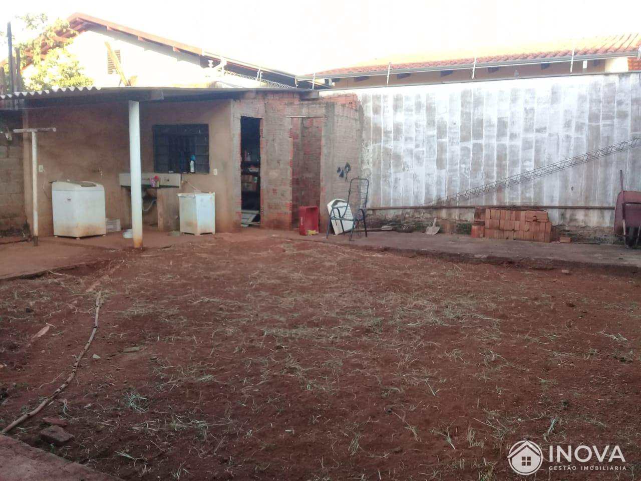 Casa à venda com 2 quartos, 200m² - Foto 10